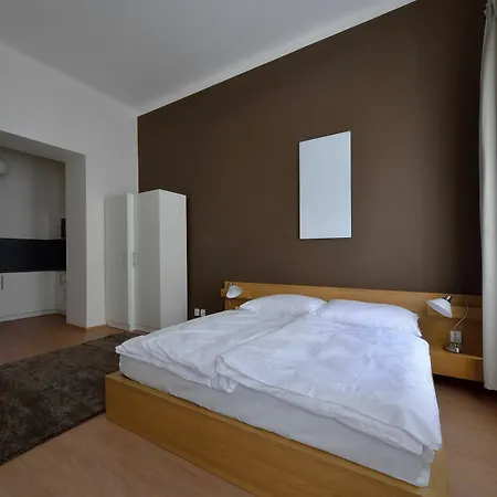 Apartment Downtown Chlumova Prague