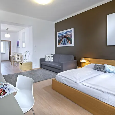 Apartament Downtown Chlumova *